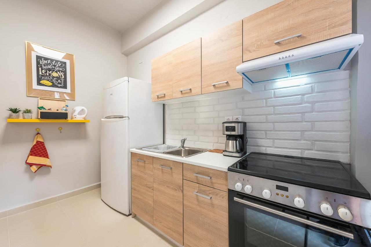 Modern City Apartment By Cloudkeys Athens Exterior photo