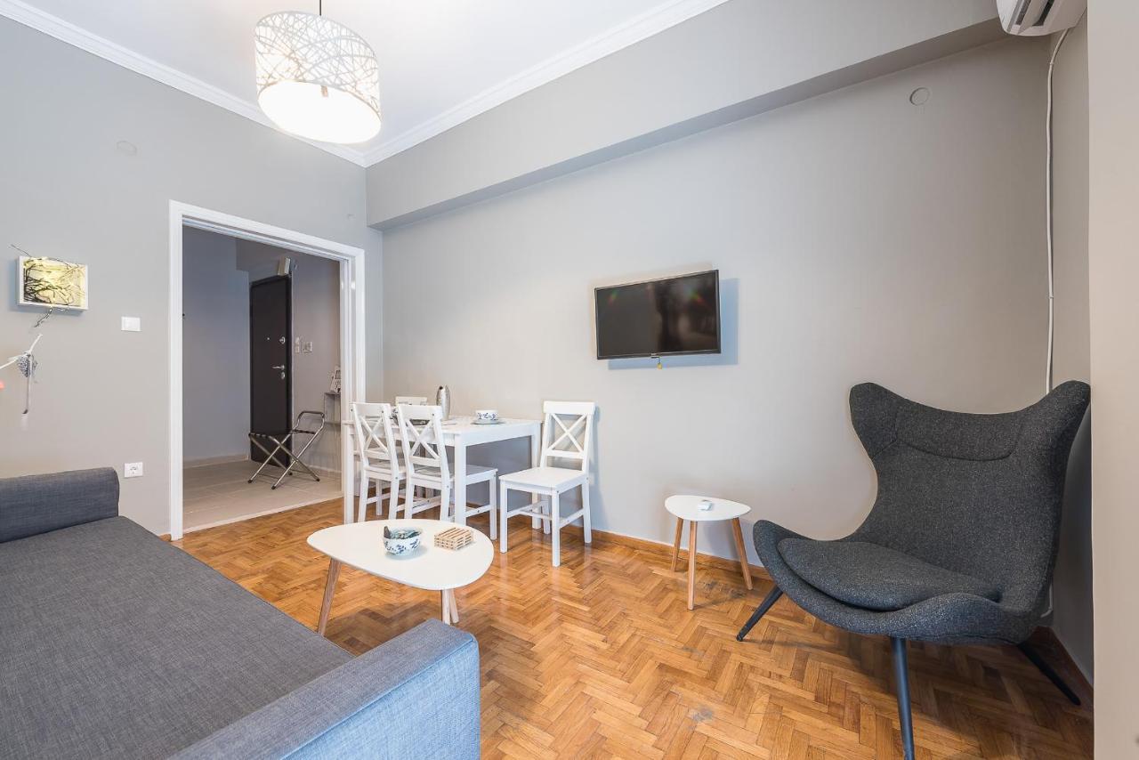 Modern City Apartment By Cloudkeys Athens Exterior photo