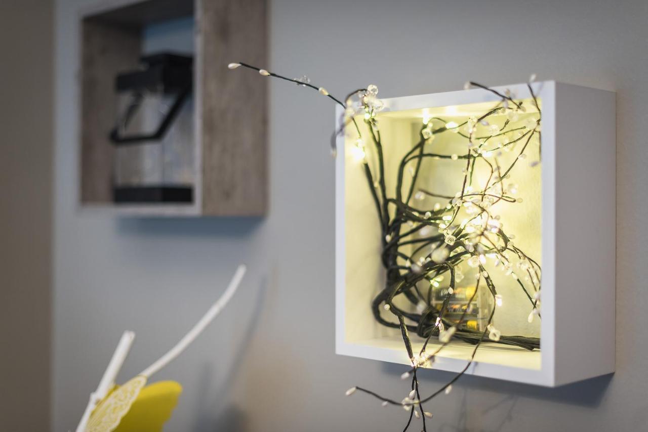 Modern City Apartment By Cloudkeys Athens Exterior photo
