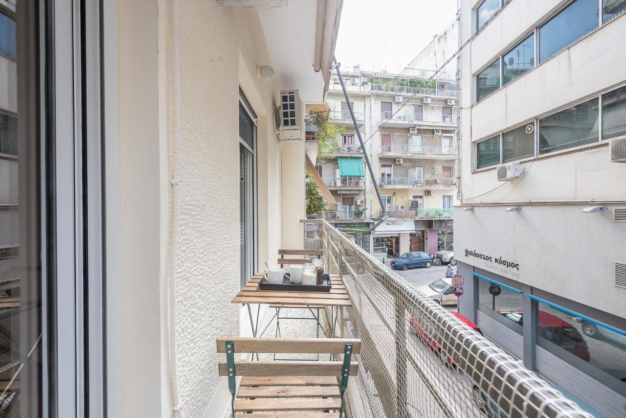 Modern City Apartment By Cloudkeys Athens Exterior photo